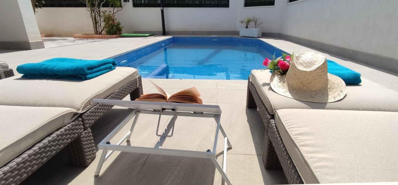 Villa CASA SOLEADA. Intimidad, piscina y mucho sol. Santiago De La Ribera Exterior foto